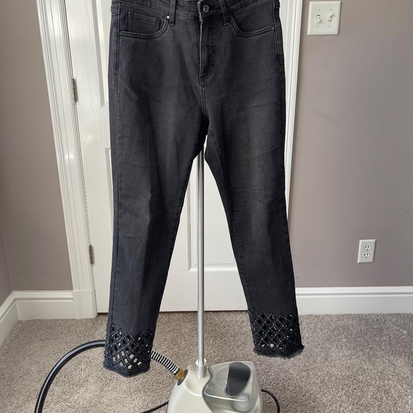 M2 - #53 Joseph Ribkoff black denim jeans with diamond cutout, size 10 - Picture 3 of 7